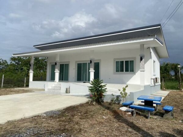 02 Single House _photo