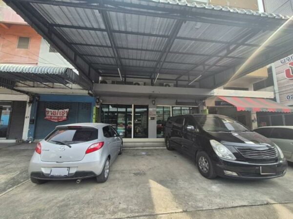 04 Commercial Building _photo