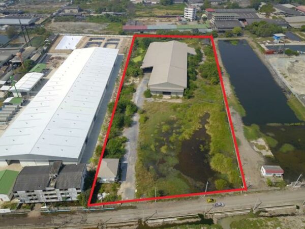 09 Factory Building _photo