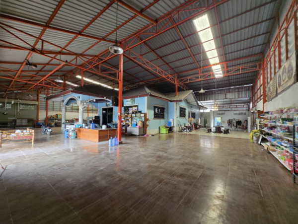 12 warehouses _photo