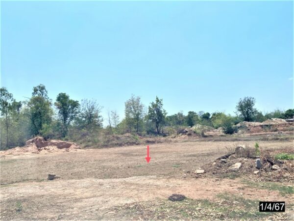 01 Land is empty. _photo