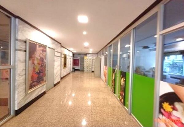 10 office buildings _photo