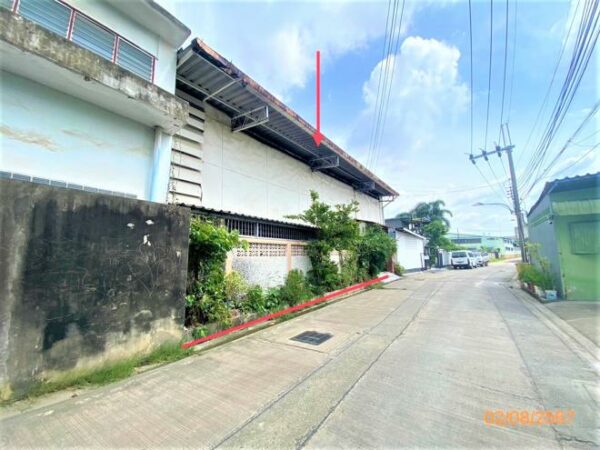 12 warehouses _photo