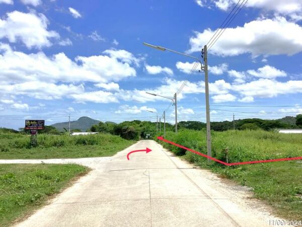 01 Land is empty. _photo