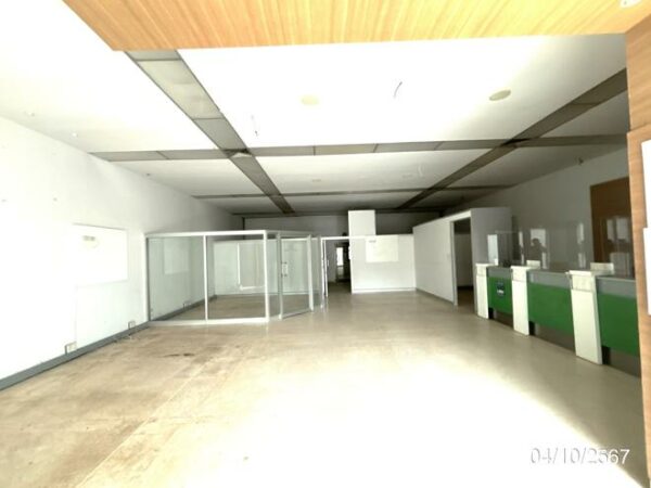 83 Branch Office Building _photo