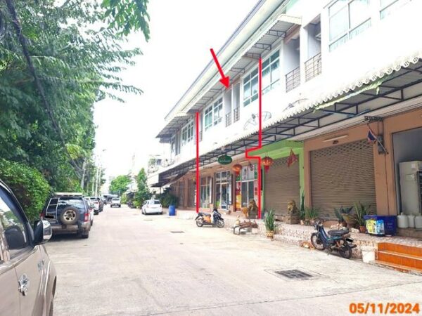 04 Commercial Building _photo