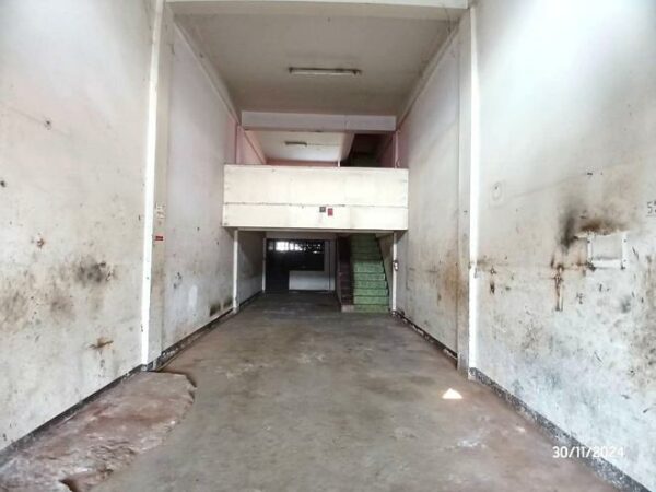 04 Commercial Building _photo