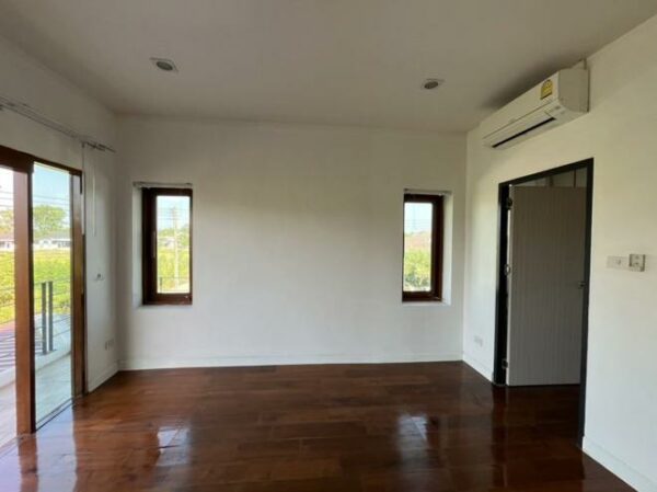 02 Single House _photo