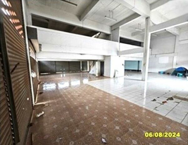 04 Commercial Building _photo