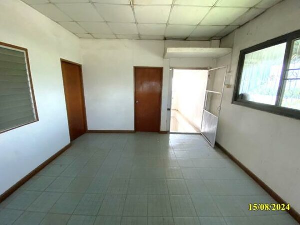 04 Commercial Building _photo