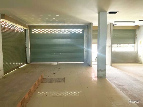 04 Commercial Building _photo