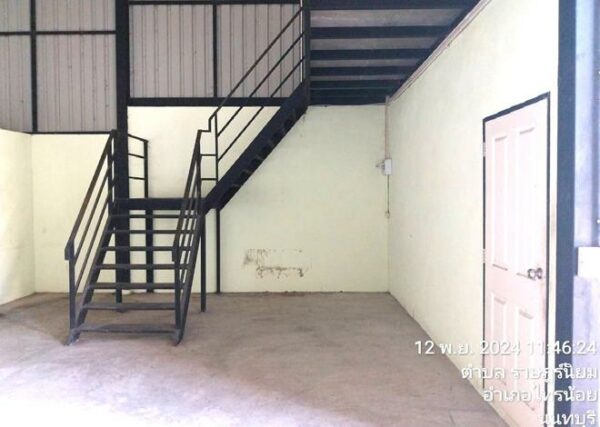 12 warehouses _photo