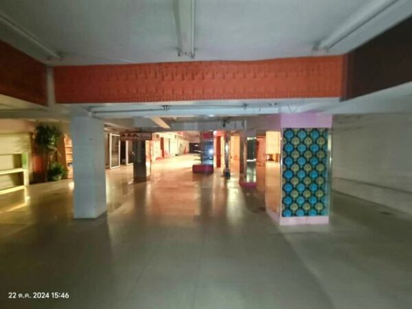 04 Commercial Building _photo