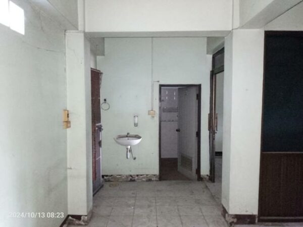 04 Commercial Building _photo