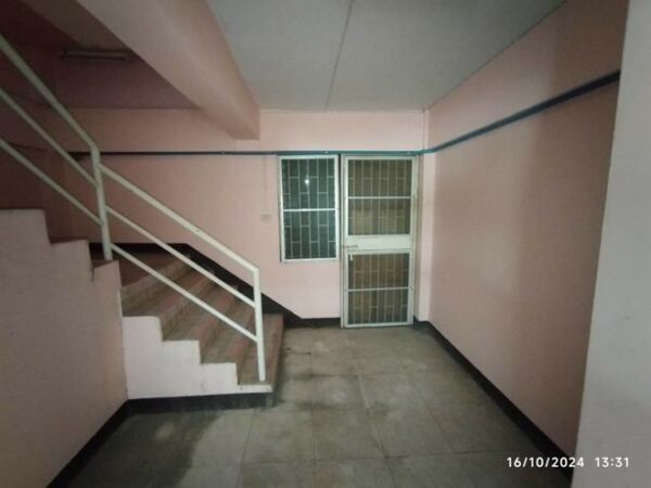 04 Commercial Building _photo