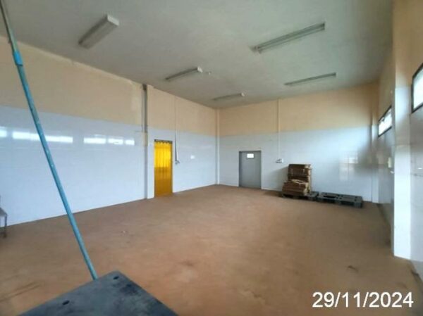 09 Factory Building _photo