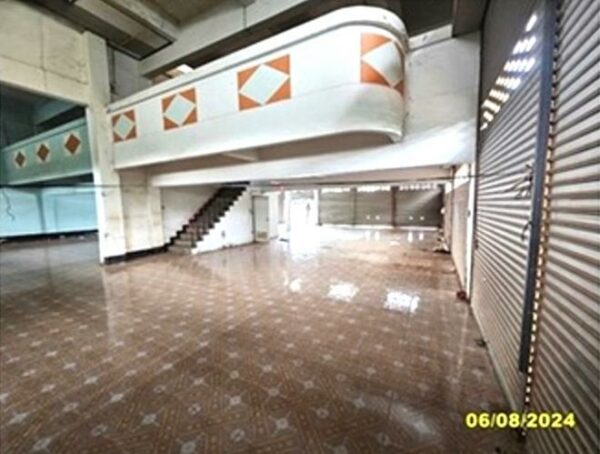 04 Commercial Building _photo