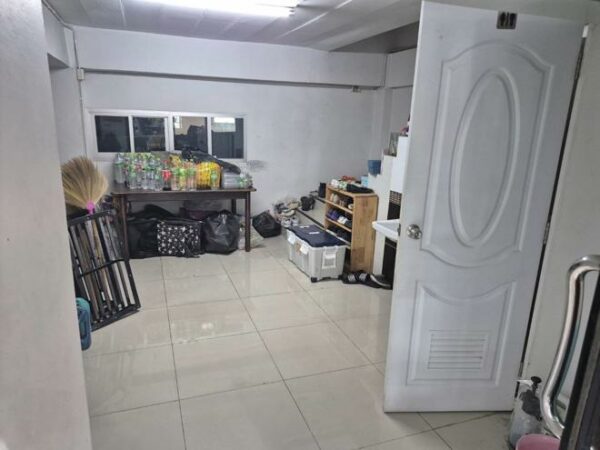04 Commercial Building _photo