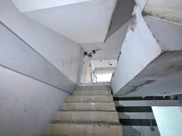 04 Commercial Building _photo