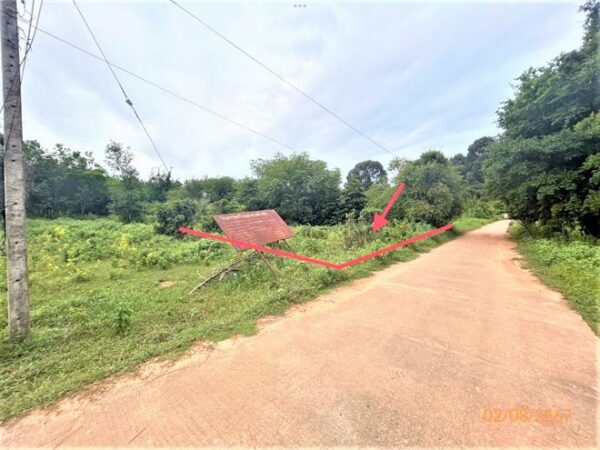 01 Empty Land _photo
