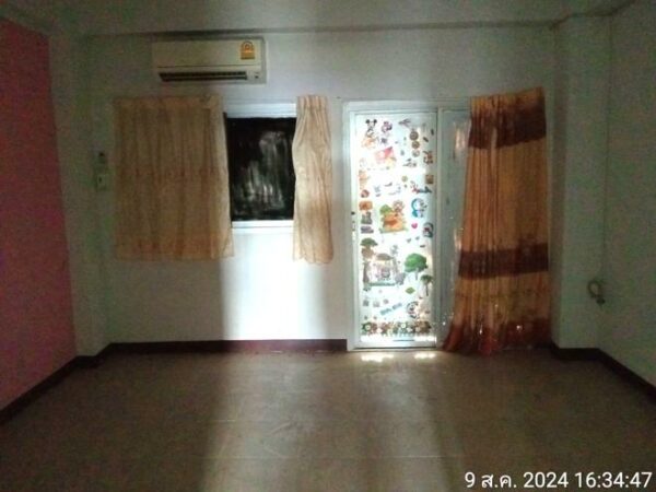 04 Commercial Building _photo