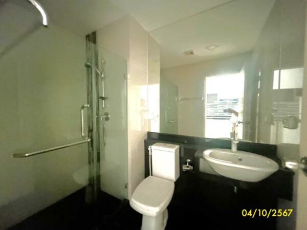 17 office units _photo