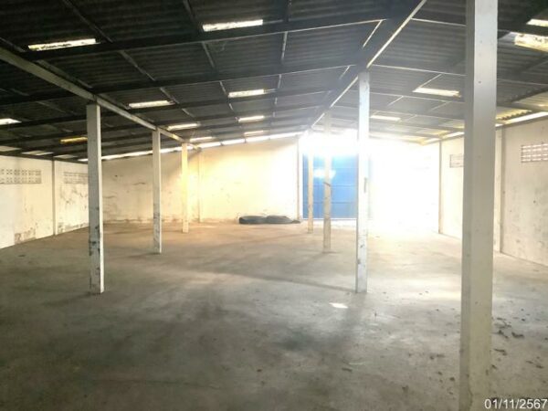 12 warehouses _photo