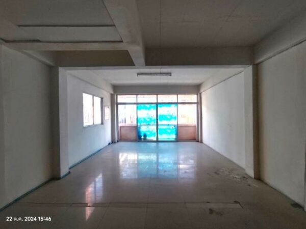 04 Commercial Building _photo