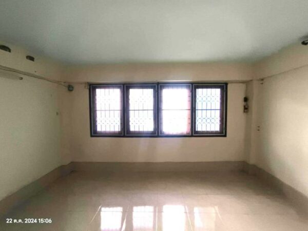 04 Commercial Building _photo