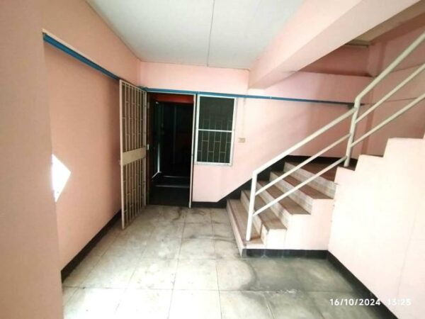 04 Commercial Building _photo