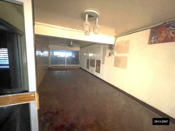 04 Commercial Building _photo