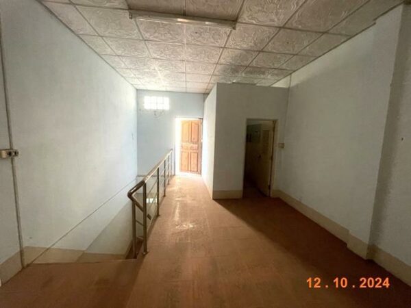 04 Commercial Building _photo