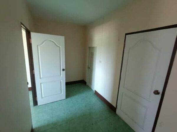 04 Commercial Building _photo