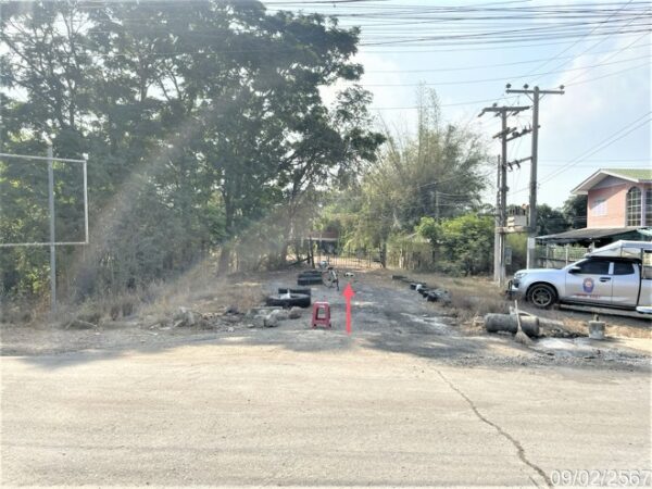 01 Land is empty. _photo