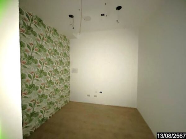 04 Commercial Building _photo
