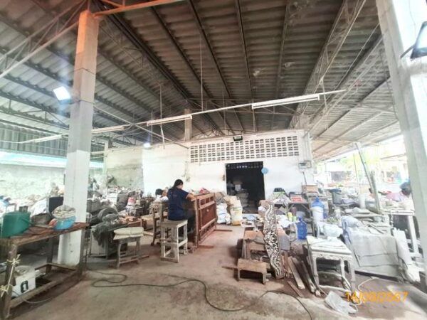 09 Factory Building _photo