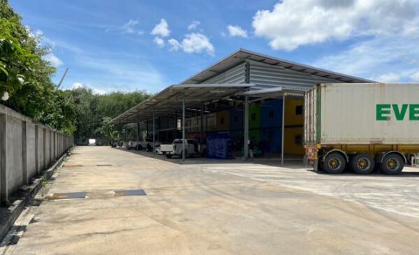 12 warehouses _photo