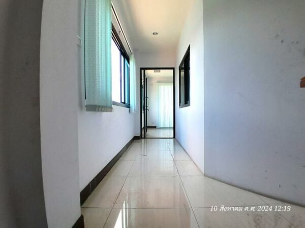 04 Commercial Building _photo