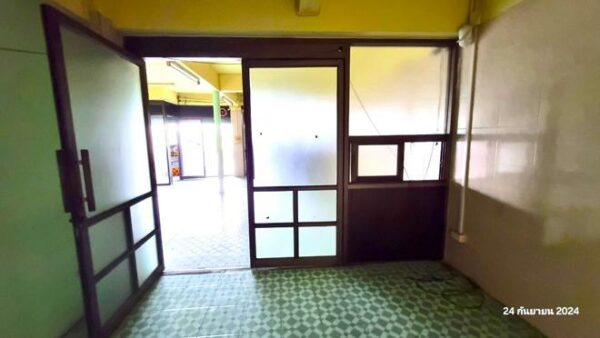 04 Commercial Building _photo