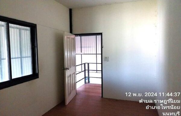 12 warehouses _photo