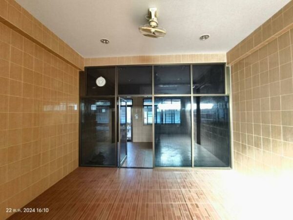 04 Commercial Building _photo
