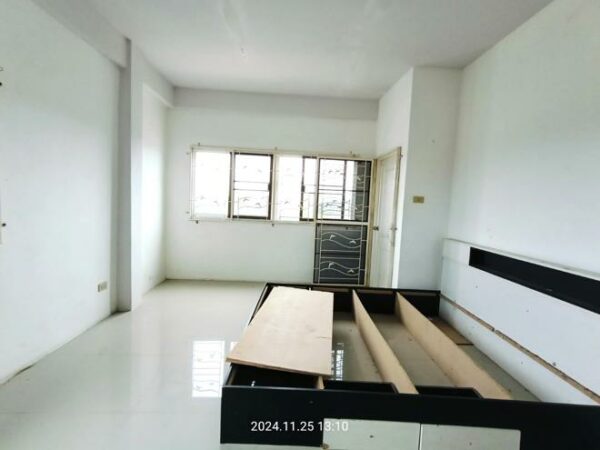 04 Commercial Building _photo