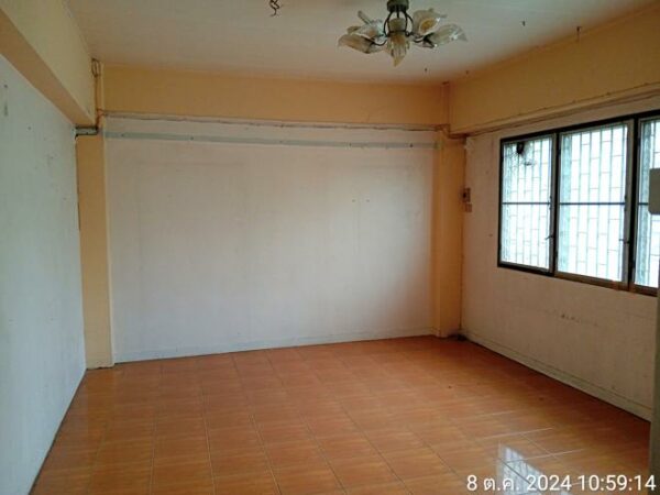 04 Commercial Building _photo