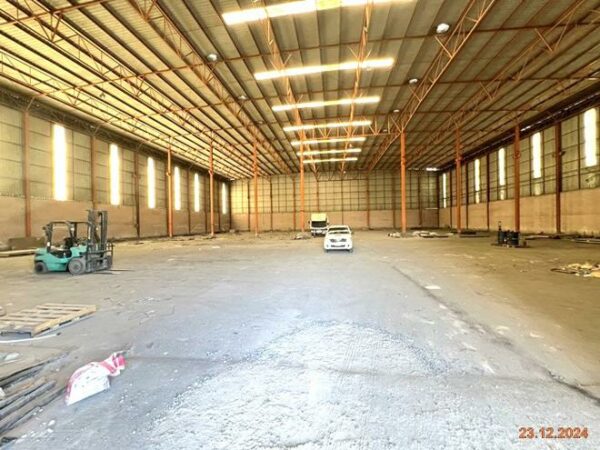 12 warehouses _photo