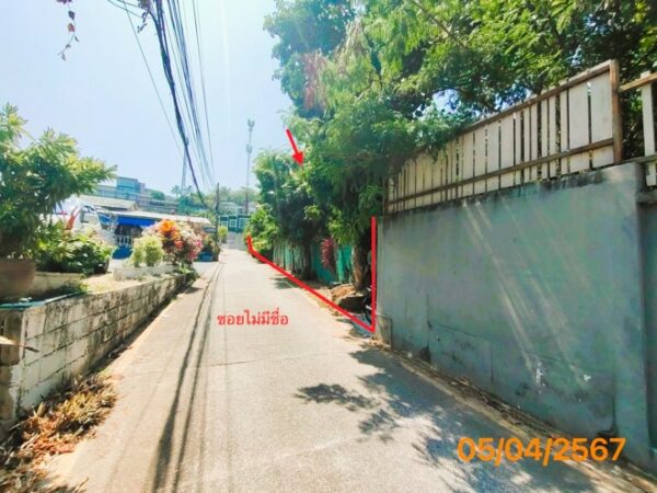 01 Land is empty. _photo