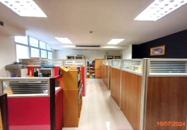 10 office buildings _photo