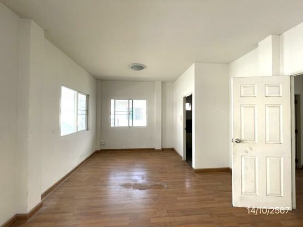 02 Single House _photo