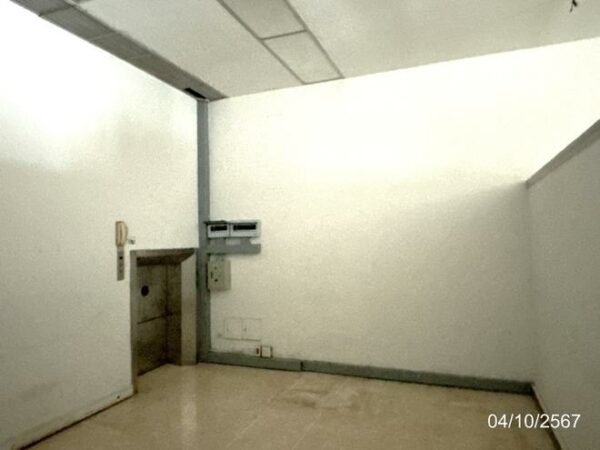83 Branch Office Building _photo