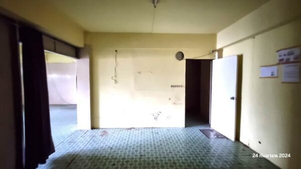 04 Commercial Building _photo