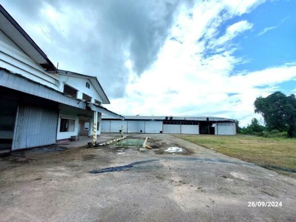 09 Factory Building _photo